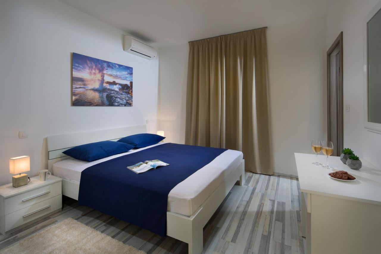 Koromačno Villa Bella Vista מראה חיצוני תמונה